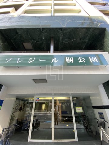 エントランス　プレジール靭公園　エントランス