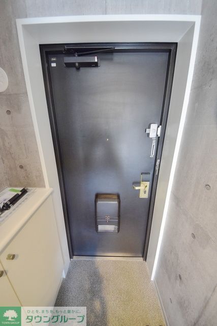 玄関　※同建物別部屋参考※