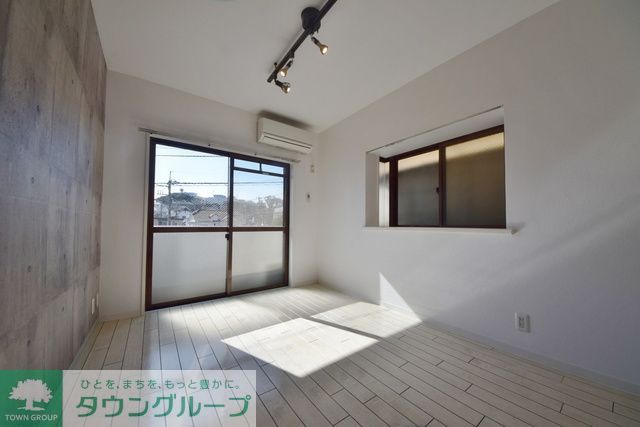 居室・リビング　※同建物別部屋参考※