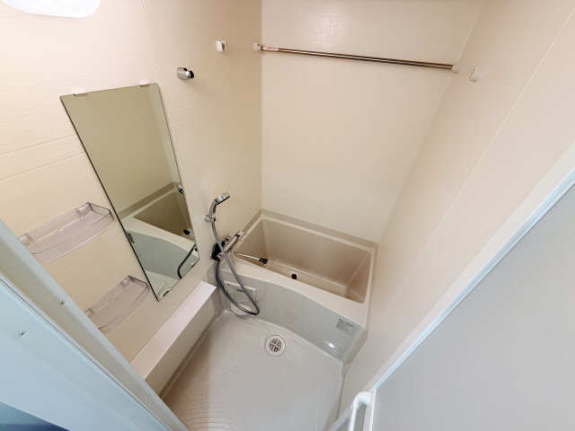 バス・シャワールーム　8階の写真です。