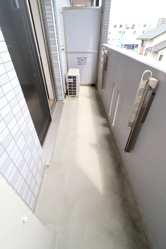 バルコニー　図面と現状に相違がある場合には現状を優先