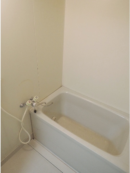 バス・シャワールーム　清潔感のある快適バスルーム♪