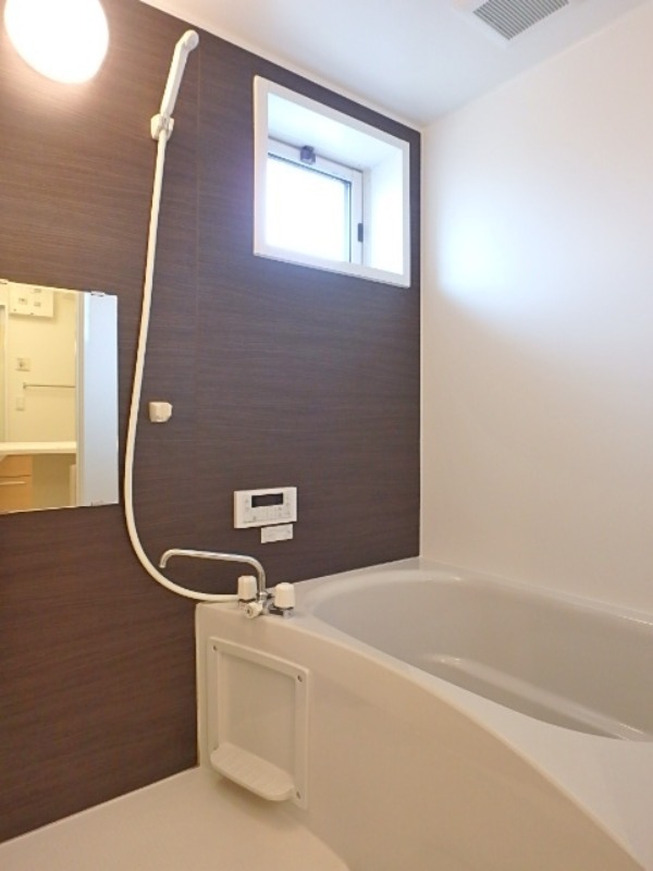 バス・シャワールーム　図面と現状に相違がある場合には現状を優先