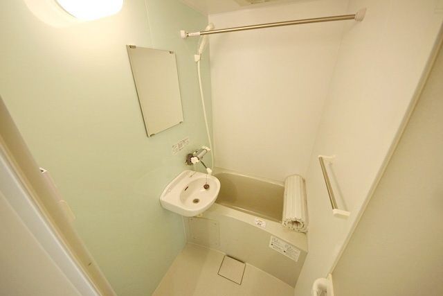 バス・シャワールーム　★浴室乾燥ございます★