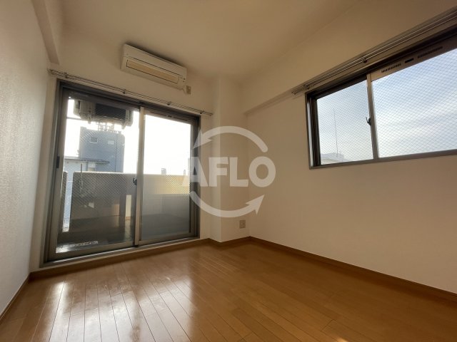 居室・リビング　SWISS京橋　洋室