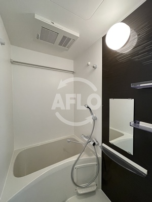 バス・シャワールーム　ファステート難波ラグジュ　浴槽