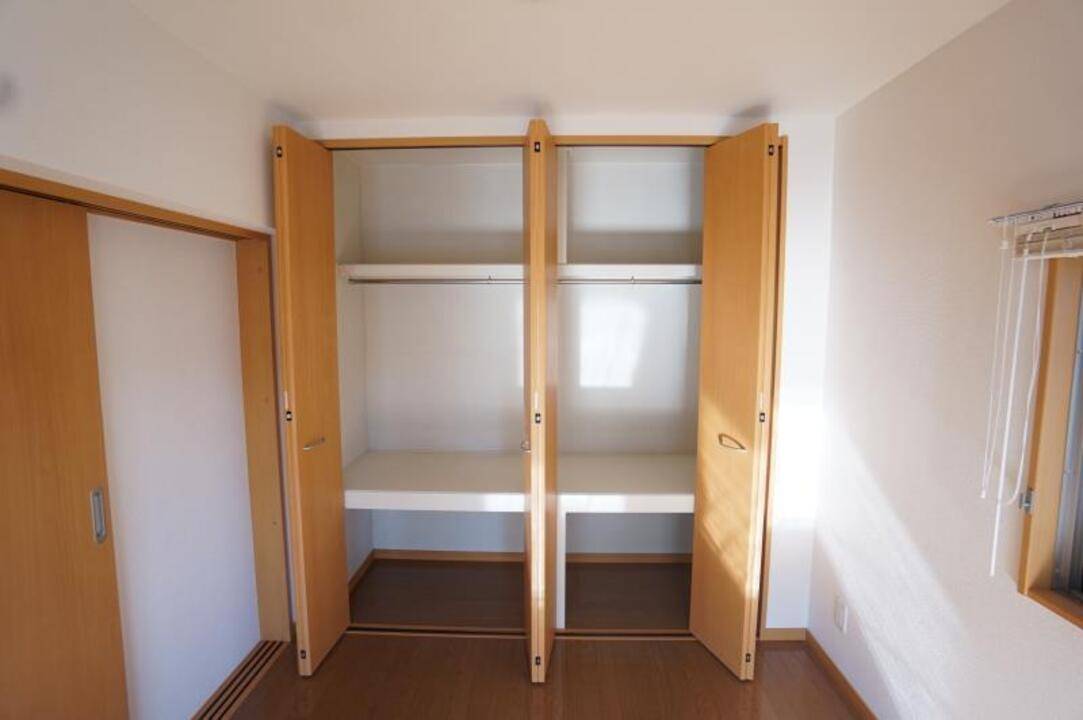 収納　クローゼット
