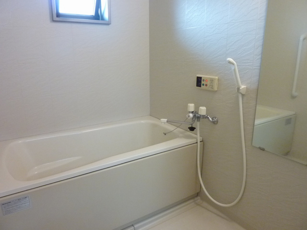 バス・シャワールーム　浴室