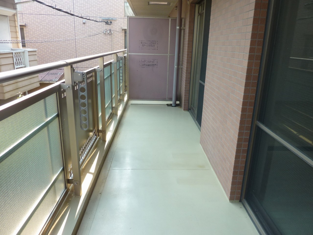 バルコニー　ベランダ