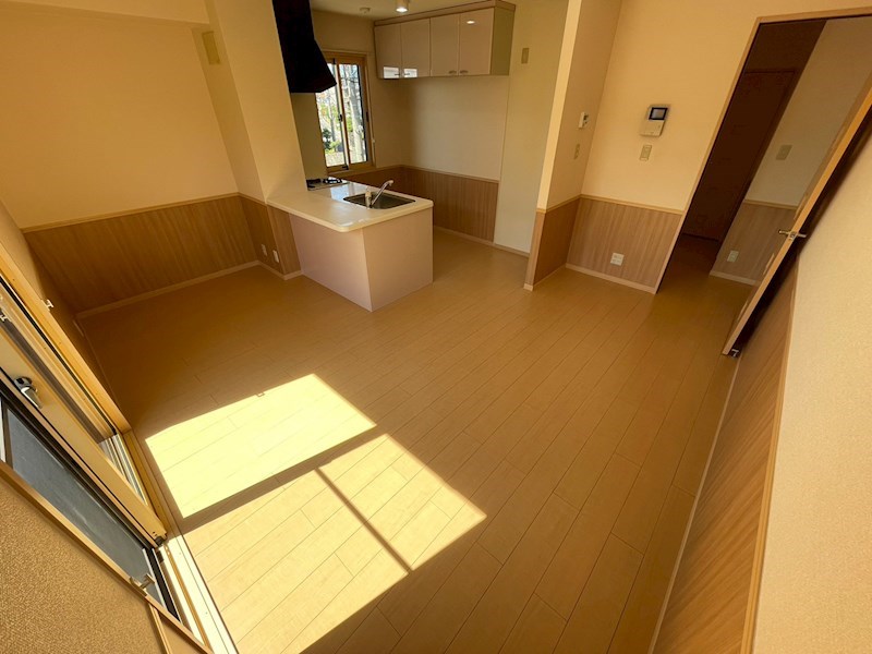 居室・リビング　※201号室の写真です。