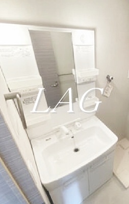 洗面設備　洗面台です。