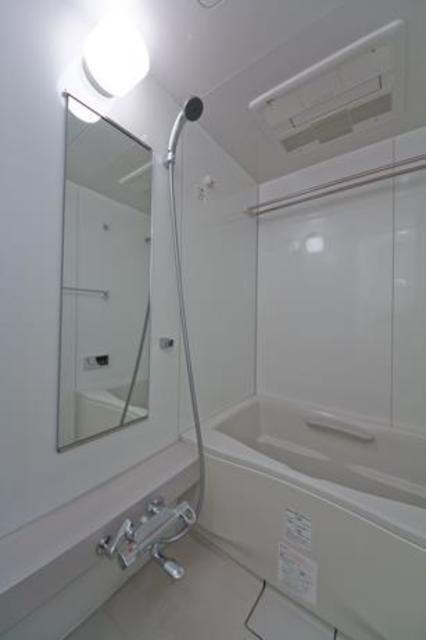 バス・シャワールーム　※写真は同タイプ住戸です。