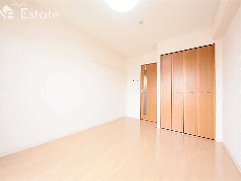 居室・リビング　内装