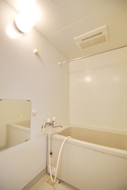 バス・シャワールーム　★お部屋探しはタウンハウジング稲田堤店まで★