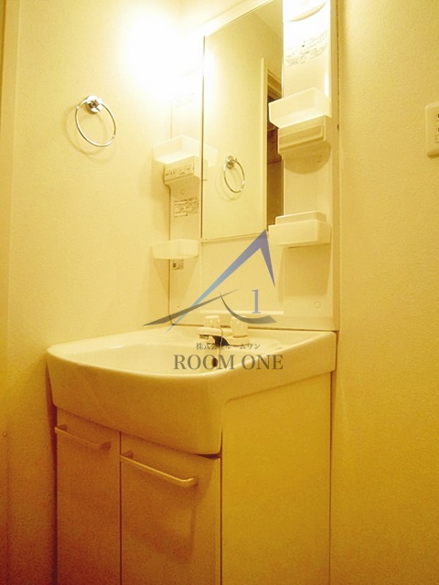 洗面設備　独立洗面台です。