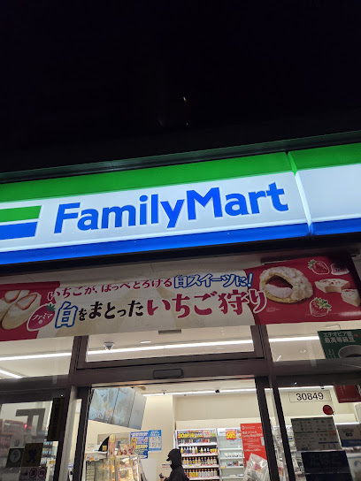 コンビニ　ファミリーマート 巽中四丁目店（コンビニ）まで66m