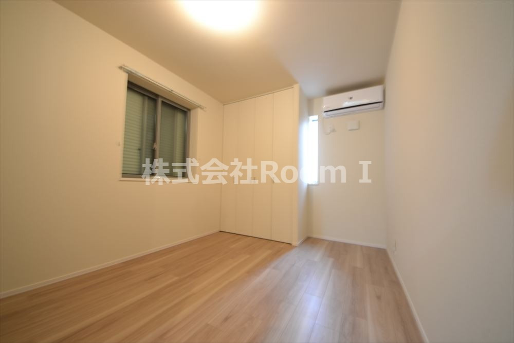 居室・リビング　広々とした洋室です