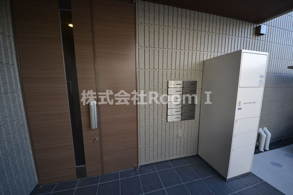 エントランス　清潔なエントランスです