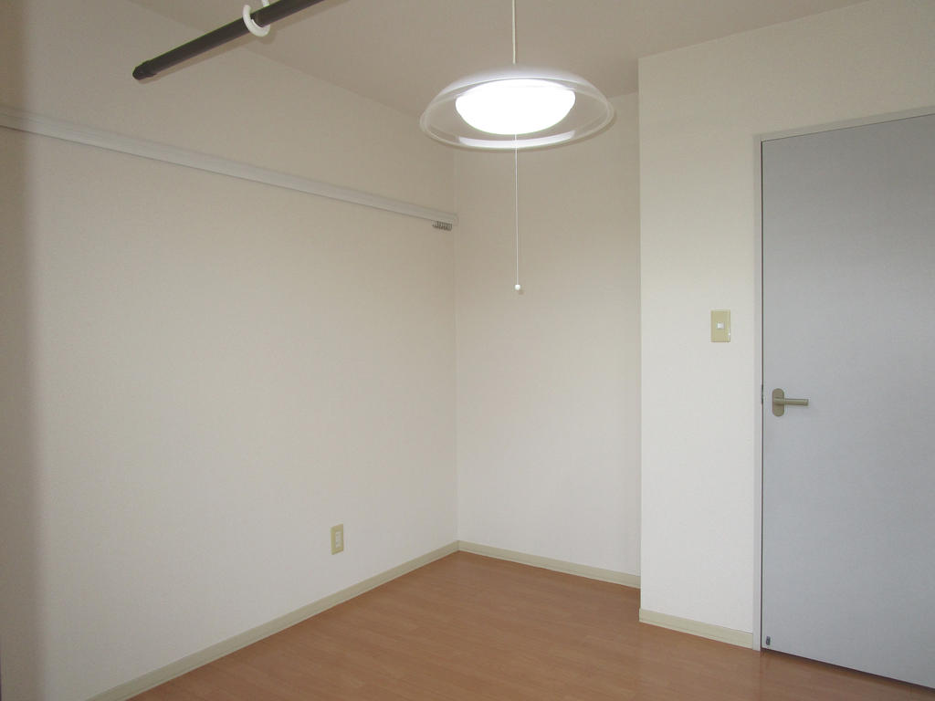 その他　南西居室　陽当たり〇　室内物干し可！