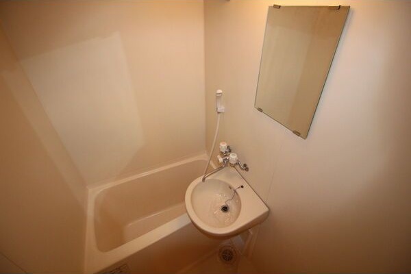 バス・シャワールーム　名古屋で一番初期費用の安い賃貸専門の不動産会社です(^^)