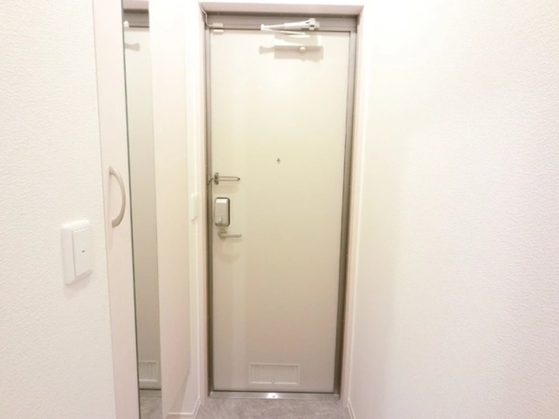 玄関　図面と現状に相違がある場合には現状を優先