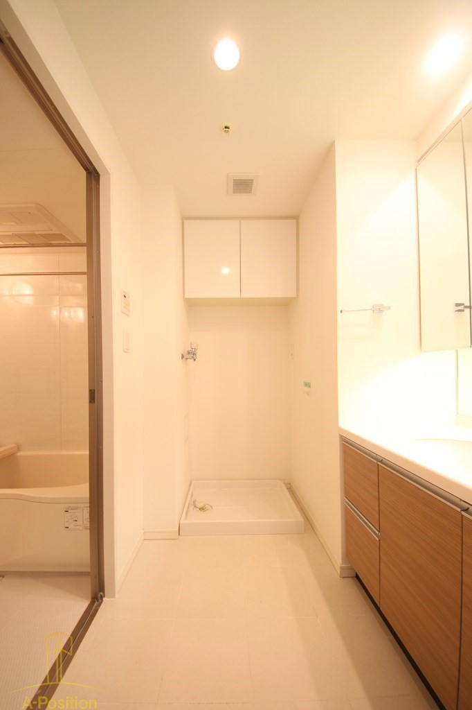 洗面設備　本町橋タワー