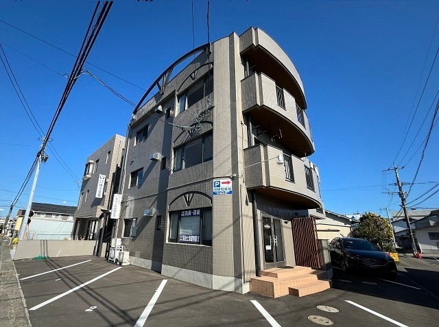 建物外観　ＯＧＡＴＡビル