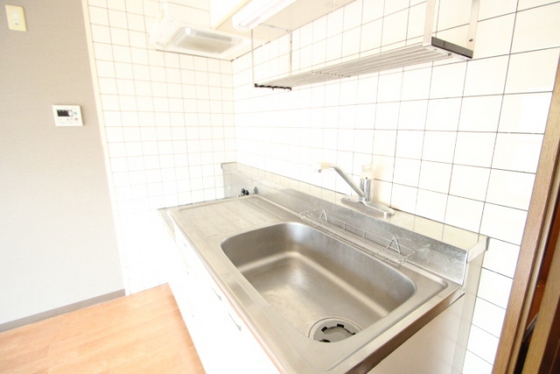 キッチン　※別部屋の写真です