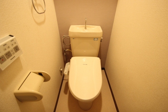 トイレ　※別部屋の写真です