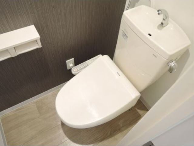 トイレ　シャワートイレ