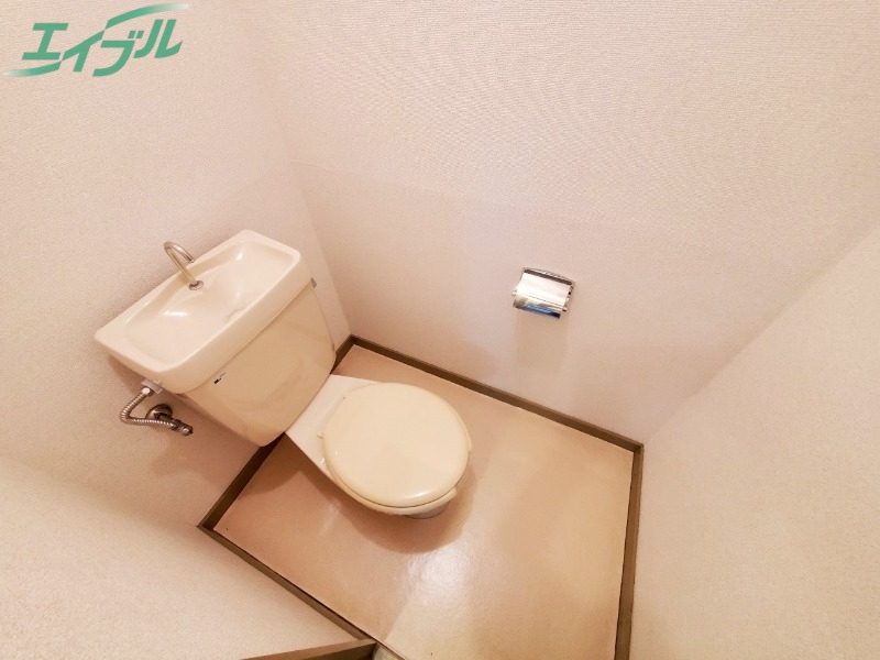 トイレ　同タイプ反転部屋