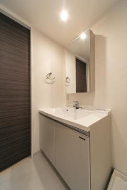 洗面設備　※写真は同タイプ住戸です。