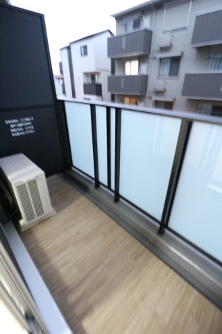 バルコニー　参考写真（同物件別部屋）
