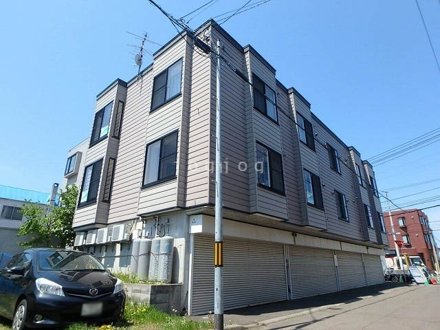 建物外観　プラザＮ１２