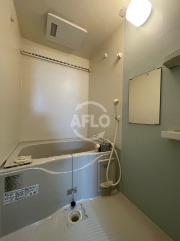 バス・シャワールーム　F asecia Iaso　浴室