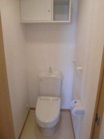 トイレ　綺麗なトイレで快適ですね。