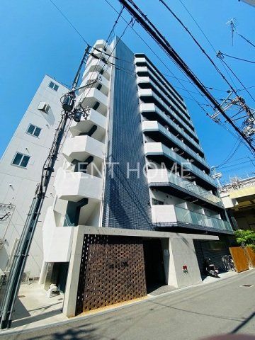 建物外観　鉄筋コンクリート造１０階建て