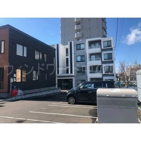 駐車場　詳細は、ウィンドワード中の島店までご相談下さい。