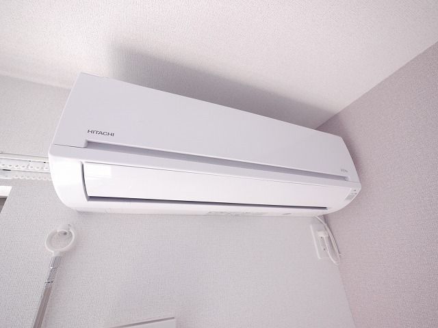 その他　★エアコン２基付いてます★