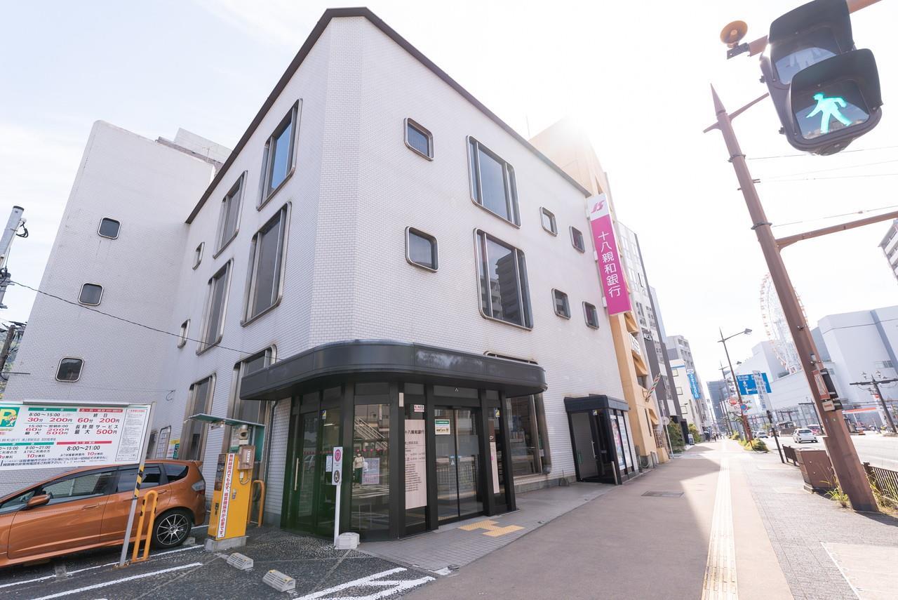 銀行　十八親和銀行浦上駅前支店（銀行）まで437m