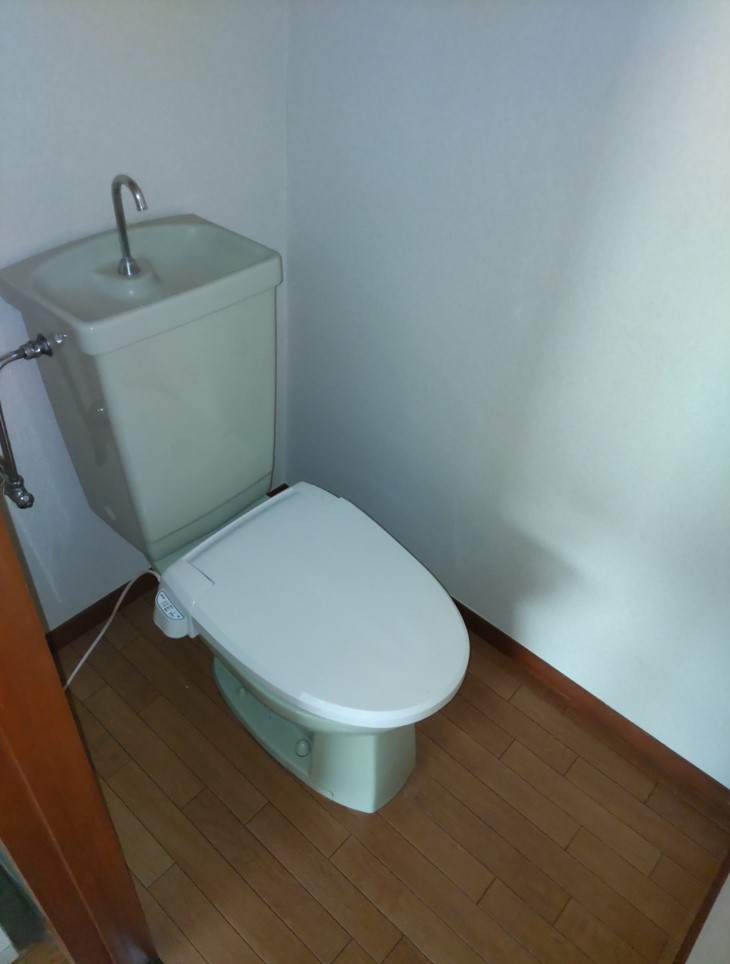 トイレ　※別部屋参考写真☆
