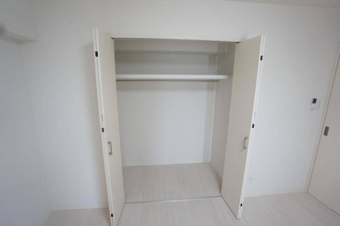収納　クローゼット