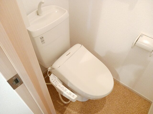 トイレ　ゆったりとした空間のトイレです