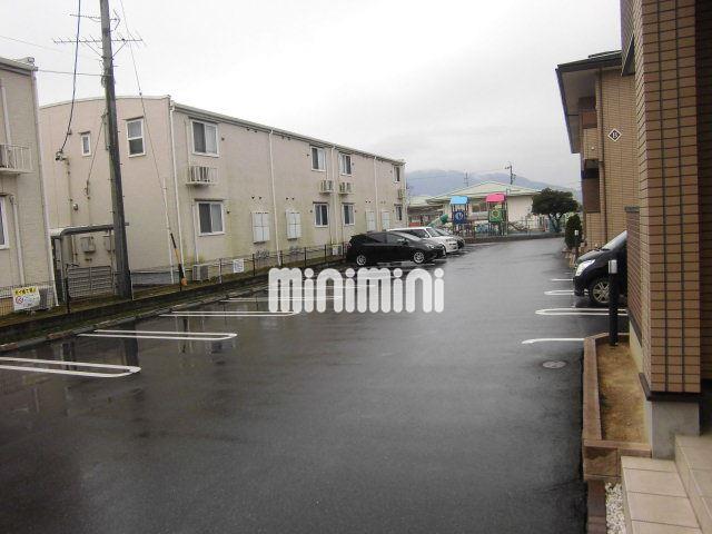 駐車場　駐車場の様子です。