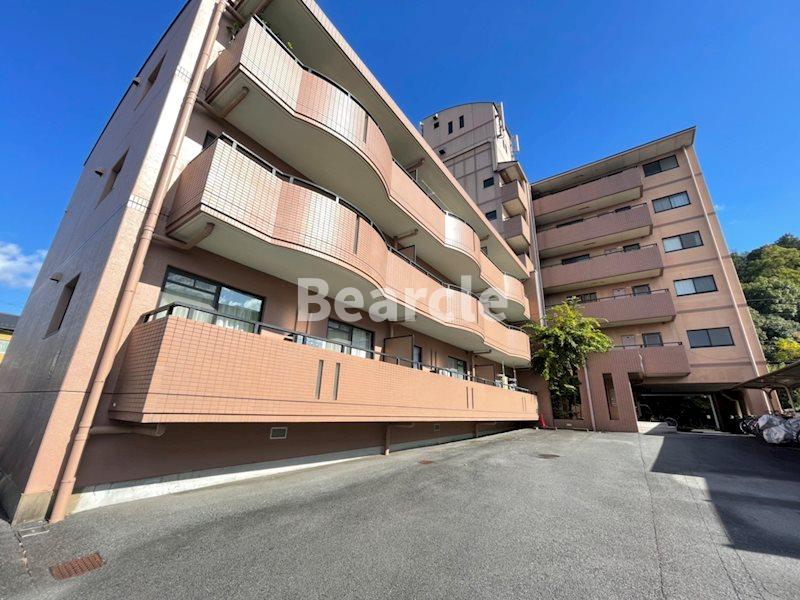 建物外観　落ち着いた雰囲気の外観です