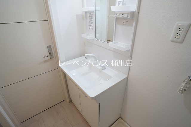 洗面設備　レーベンハウス桶川店へ　048-787-5511