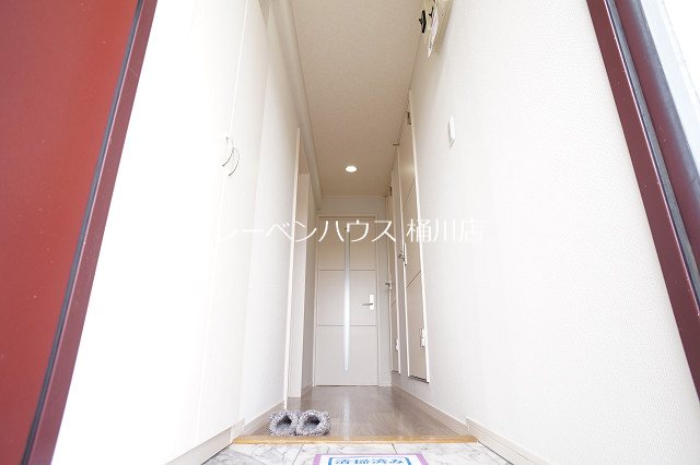 玄関　レーベンハウス桶川店へ　048-787-5511