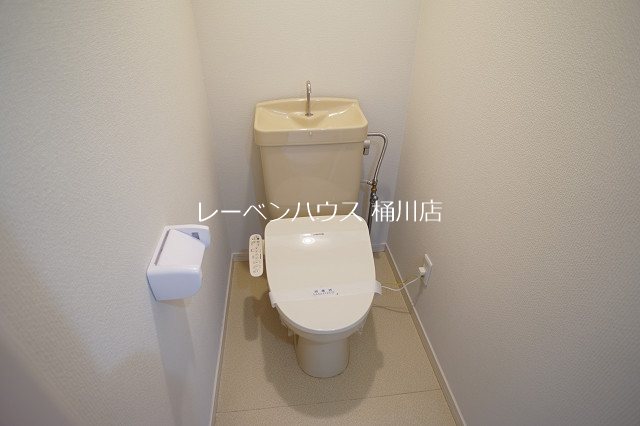 トイレ　レーベンハウス桶川店へ　048-787-5511