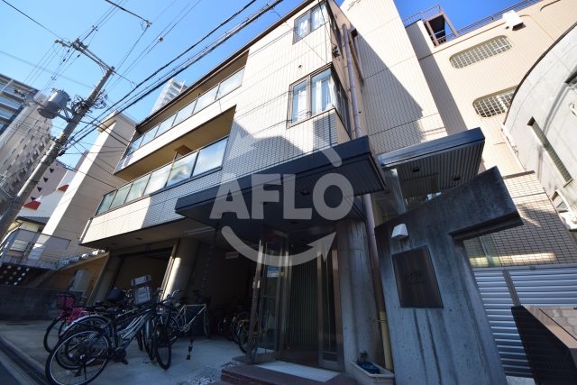 建物外観　カーサ中田　外観