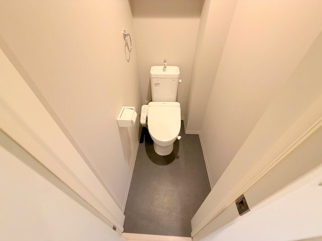 トイレ　綺麗なトイレにはウォシュレット標準装備です。